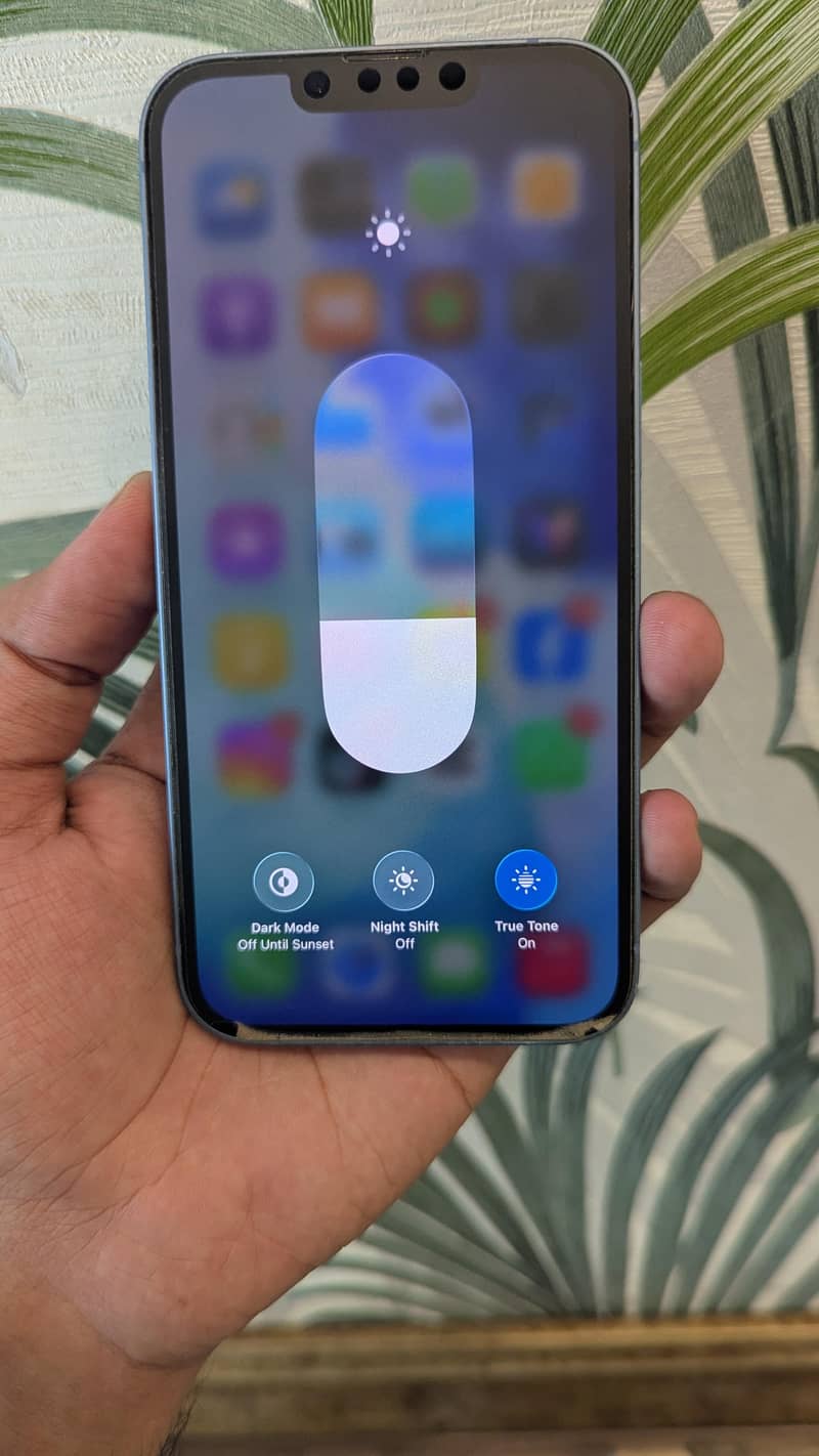 Apple iPhone 14 6