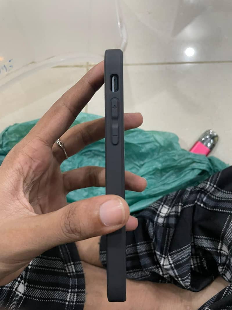 Apple iPhone SE 3