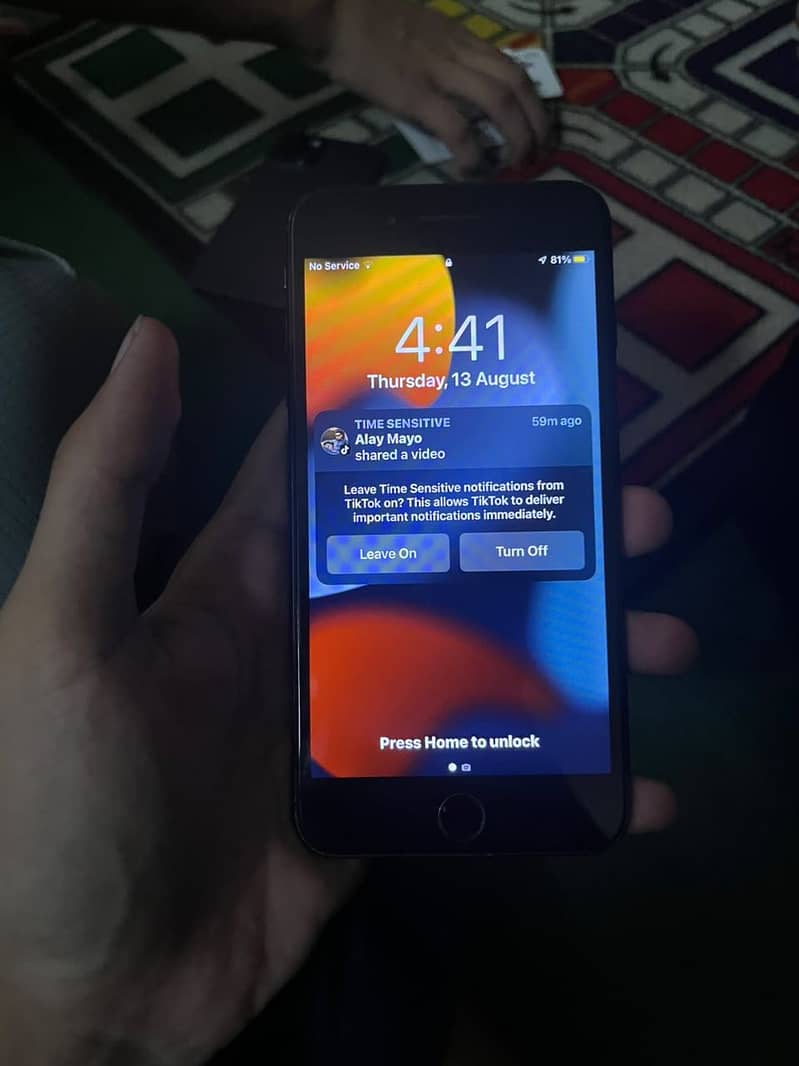 Apple iPhone 7 Plus 0