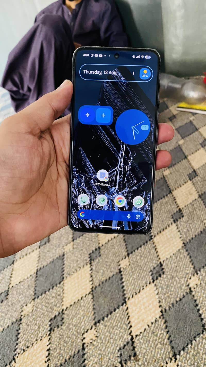 Google Pixel 8 2