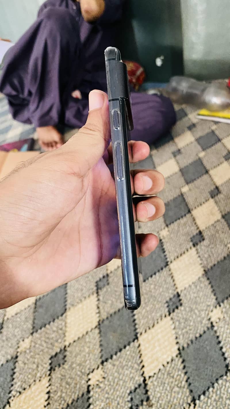 Google Pixel 8 3