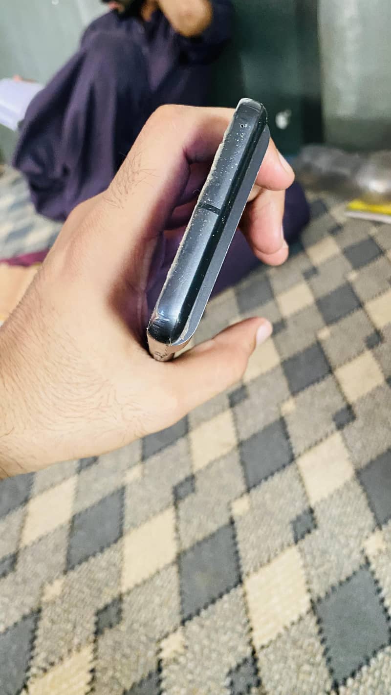 Google Pixel 8 5