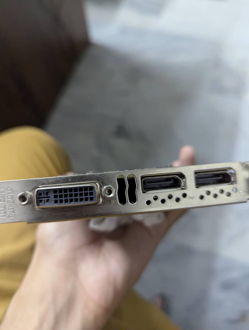 Nvidia quadro k4200 1