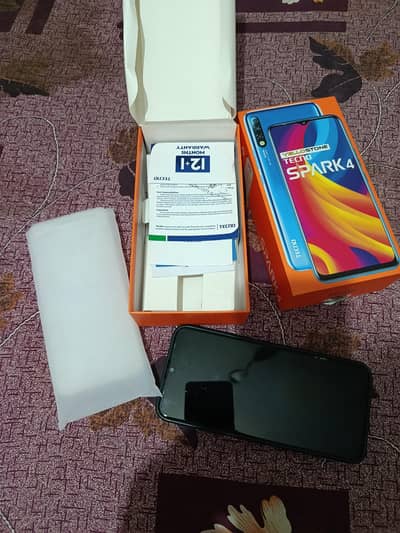 Tecno Spark 4