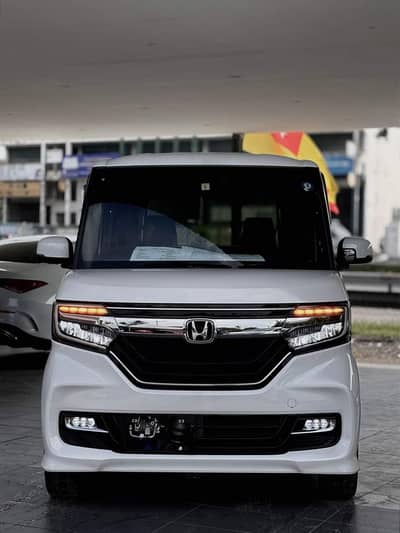 Honda N Box Custom 2020