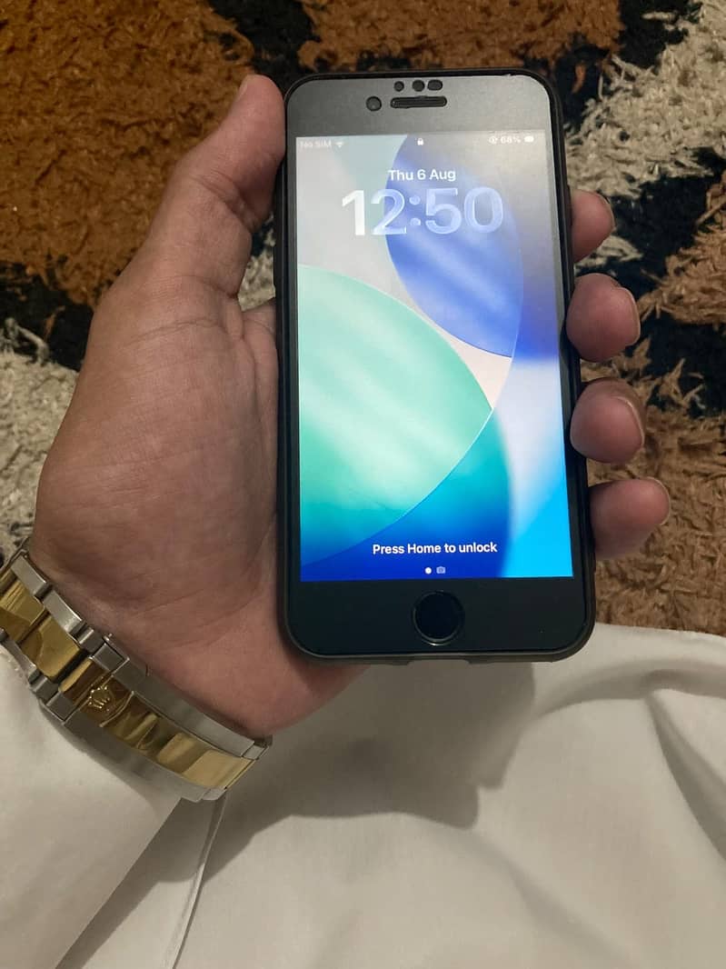 Apple iPhone SE 4