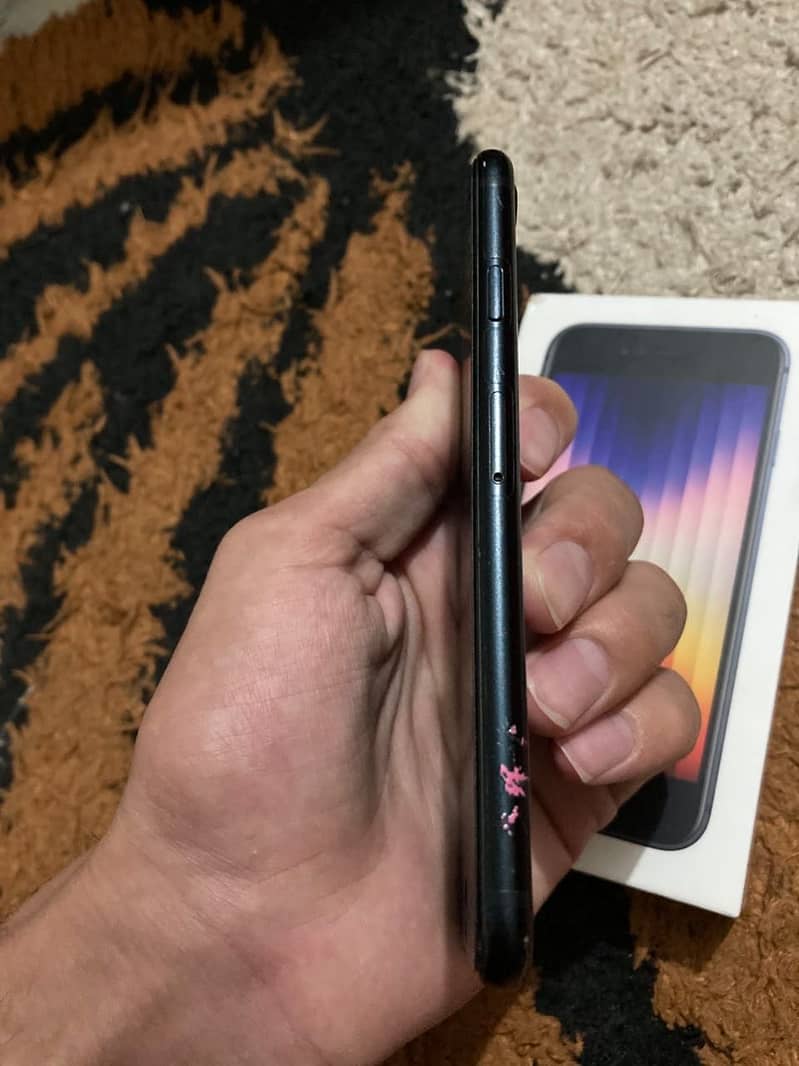 Apple iPhone SE 7