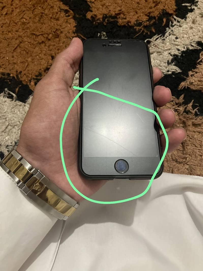 Apple iPhone SE 8