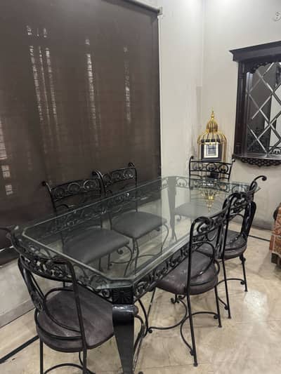 Dining table with 6 chairs