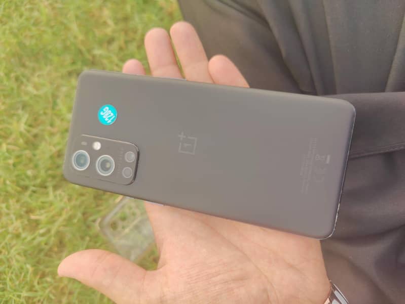 One Plus 9 Pro 3