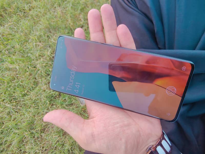 One Plus 9 Pro 5
