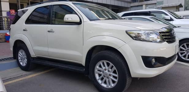 Toyota Fortuner V 2014