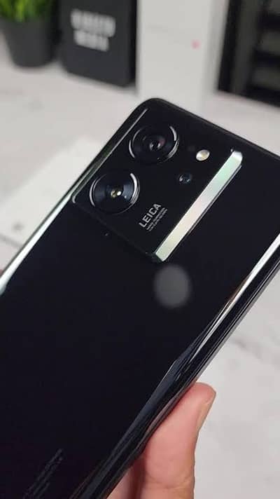 Mi 13t Black colour