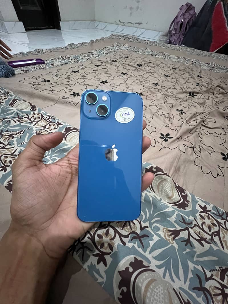Apple iPhone 13 2