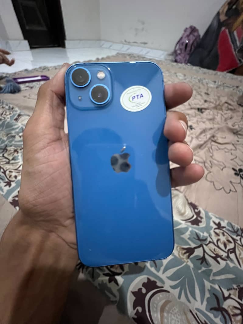 Apple iPhone 13 5