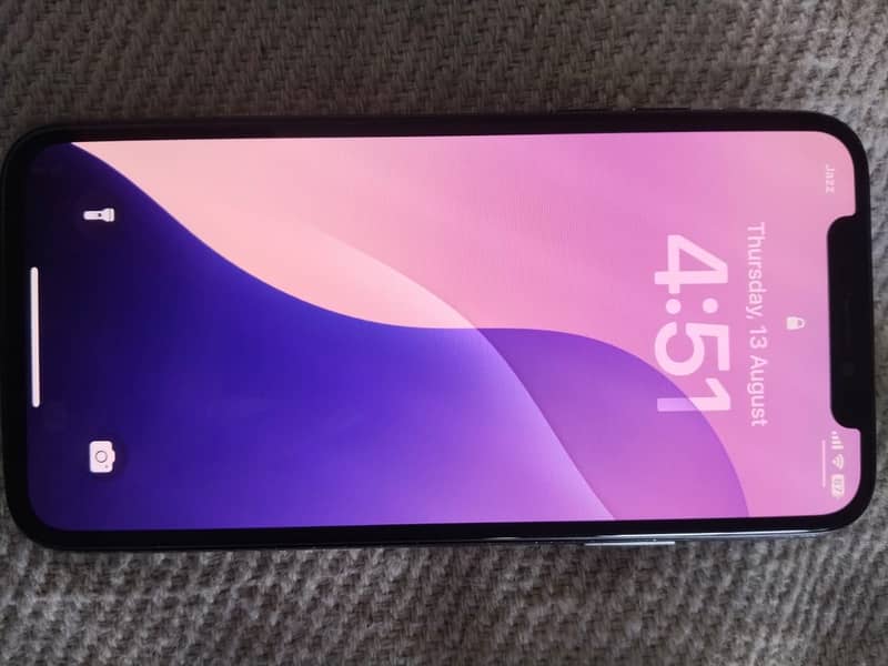 Apple iPhone XS 1