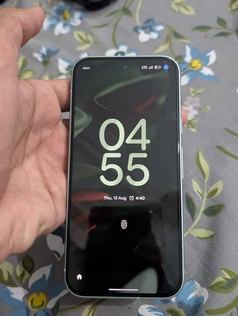 Google Pixel 9 3