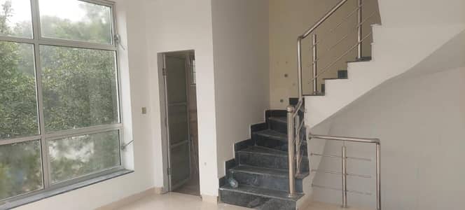 1.33 Marla Eastern Commercial Double Story Shop Available For Rent
