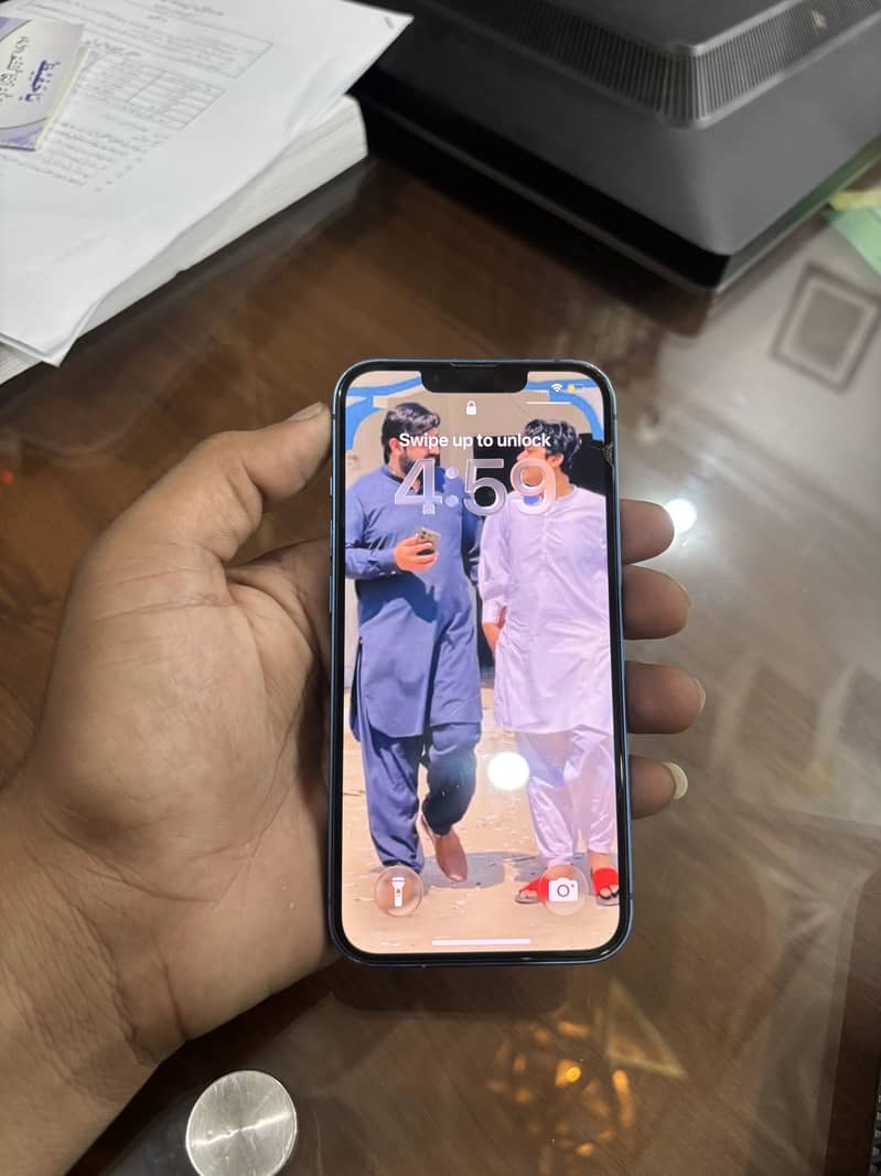 Apple iPhone 13 5