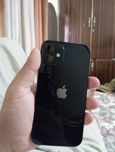 Apple iPhone 12
