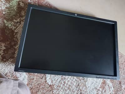 24 Inch HP Monitor + USB Speakers