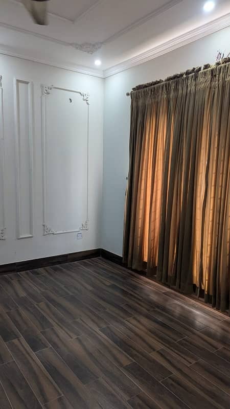ground floor 9