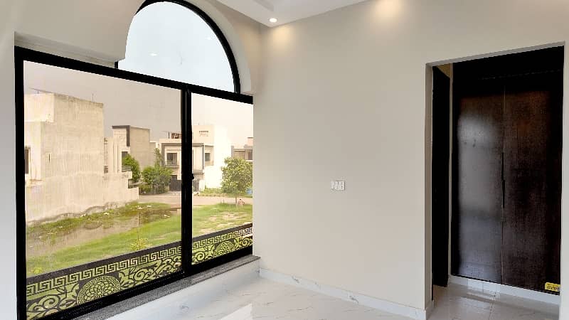 Corner 23