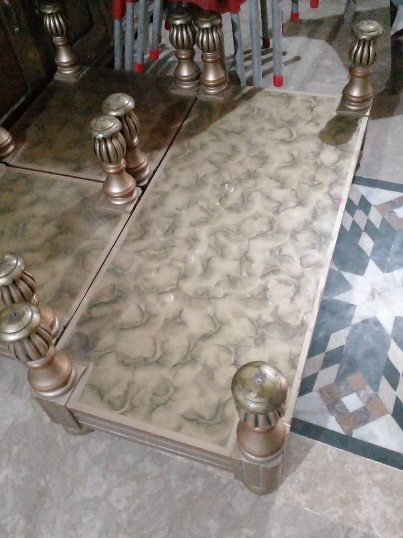 Dining tables 3