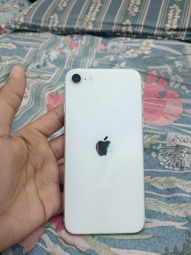 Apple iPhone SE 3