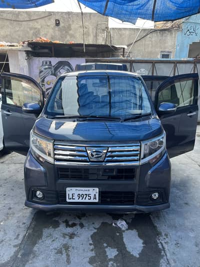 Daihatsu Move 2015
