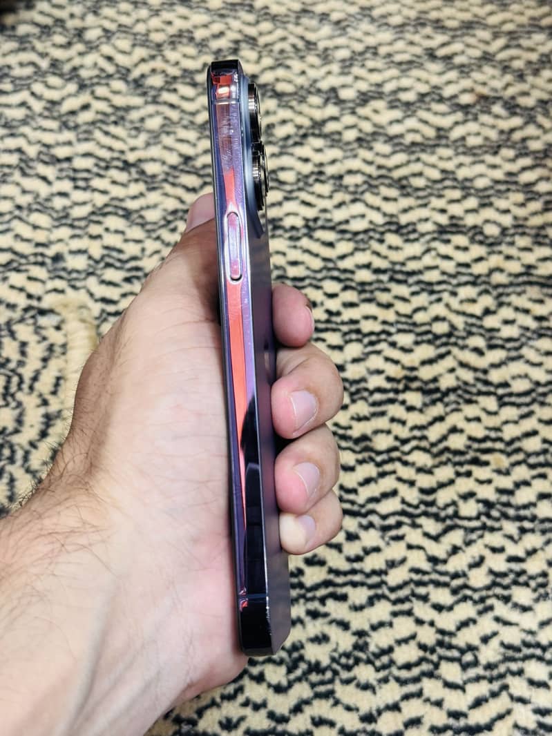 Apple iPhone 14 Pro Max 4