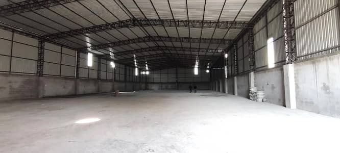 Humak Warehouse She'd Total Covered Area 31000 sq Two floor office block with 3 x washrooms Kitchen Covered Area 3250 sq ft Total 35,000 sq ft