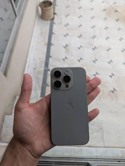 Apple iPhone 15 Pro