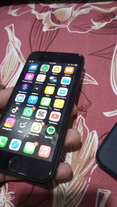 Apple iPhone SE 3 2022