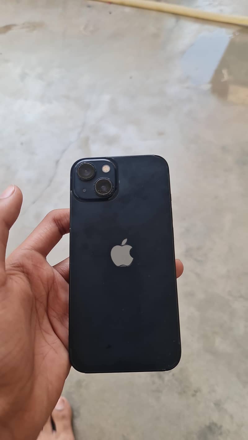 Apple iPhone 13 1