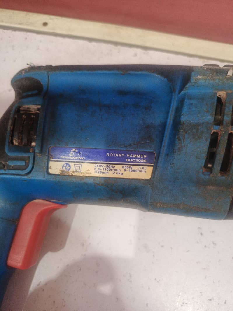 Heavy drill machine Hilty . 3