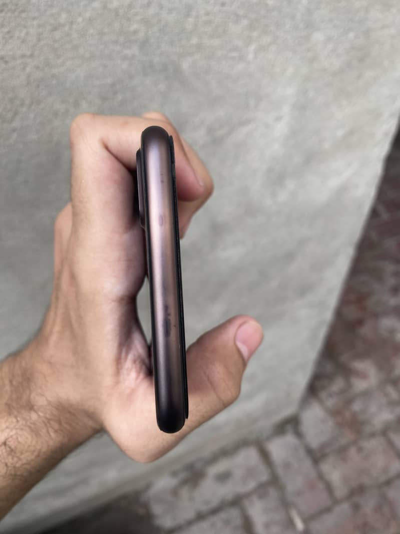 Apple iPhone 7 Plus 2