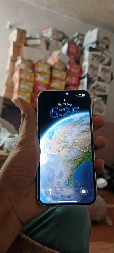 Apple iPhone 14