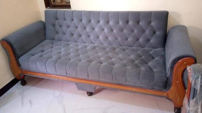 2 sofa combeds 1