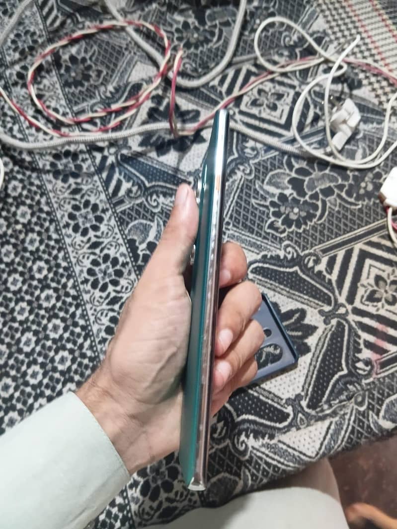 Tecno CAMON 40 Pro 3
