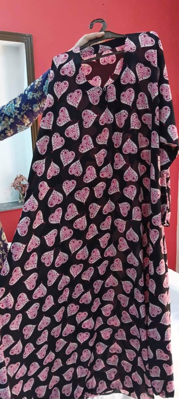printed abayas 4