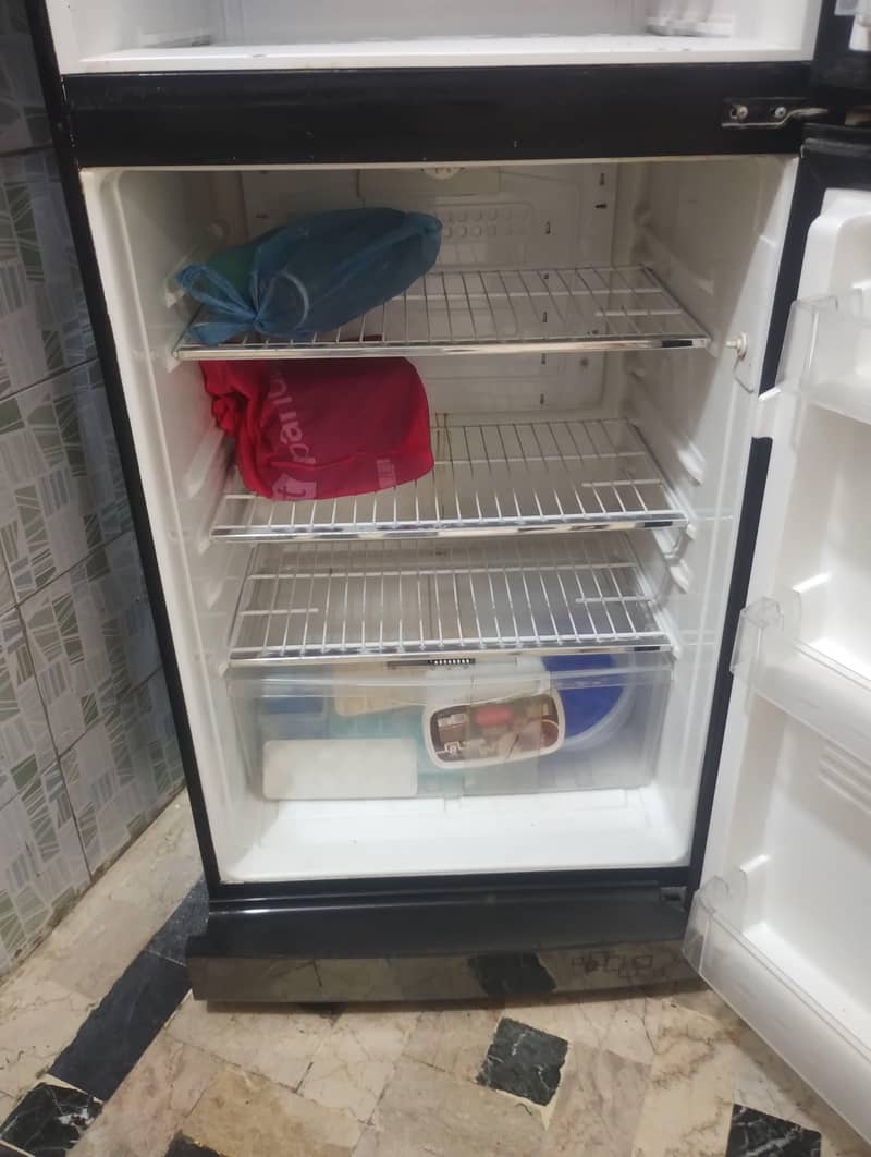 pel fridge 9