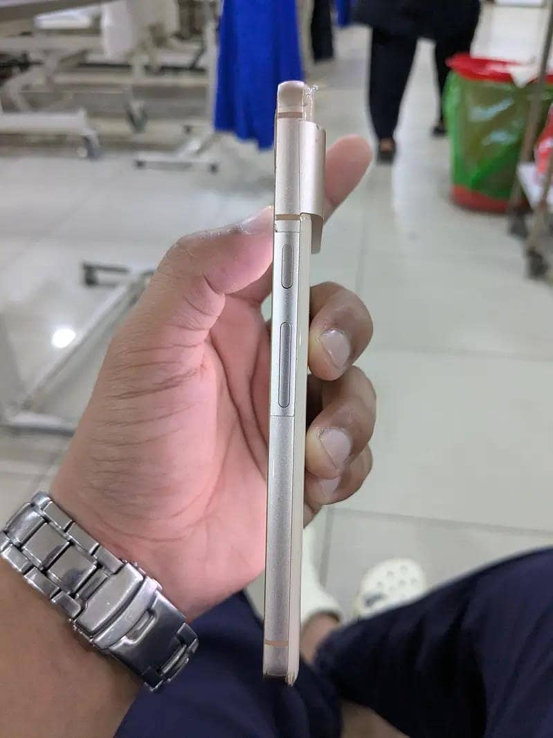 Google Pixel 8 see condition 2