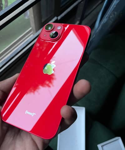 Apple iPhone 13