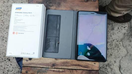 SAMSUNG TAB COMPLEX BOX 2 GBRAM 32GB MEMORY