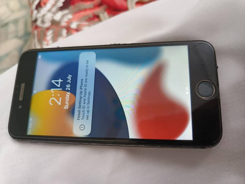 Apple iPhone 7 1