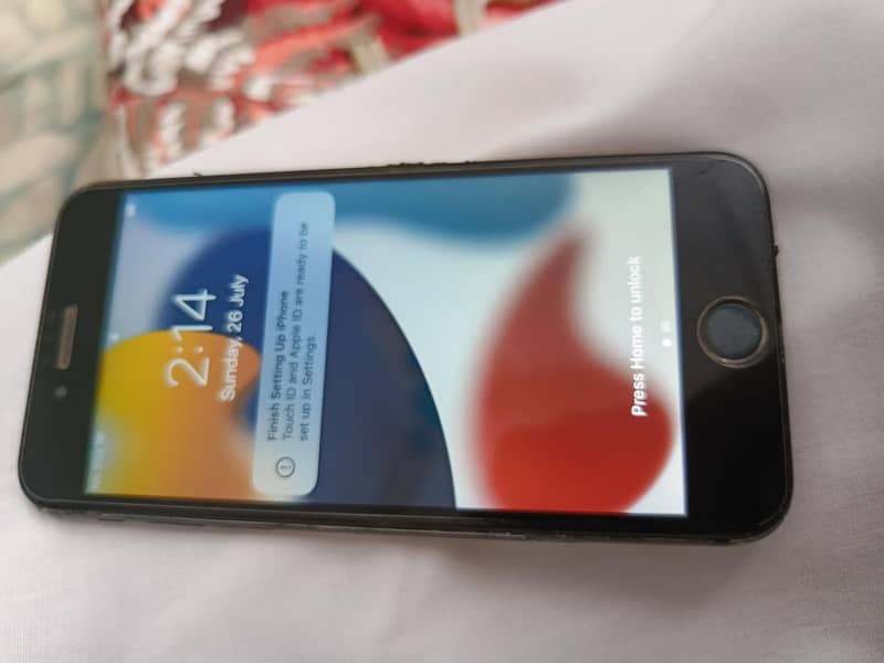 Apple iPhone 7 2