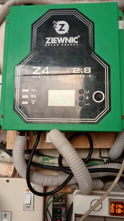 Ziewnic 2.8 inverter for sale.