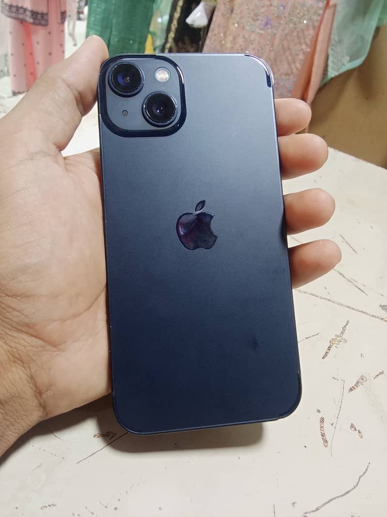 Apple iPhone 13 3