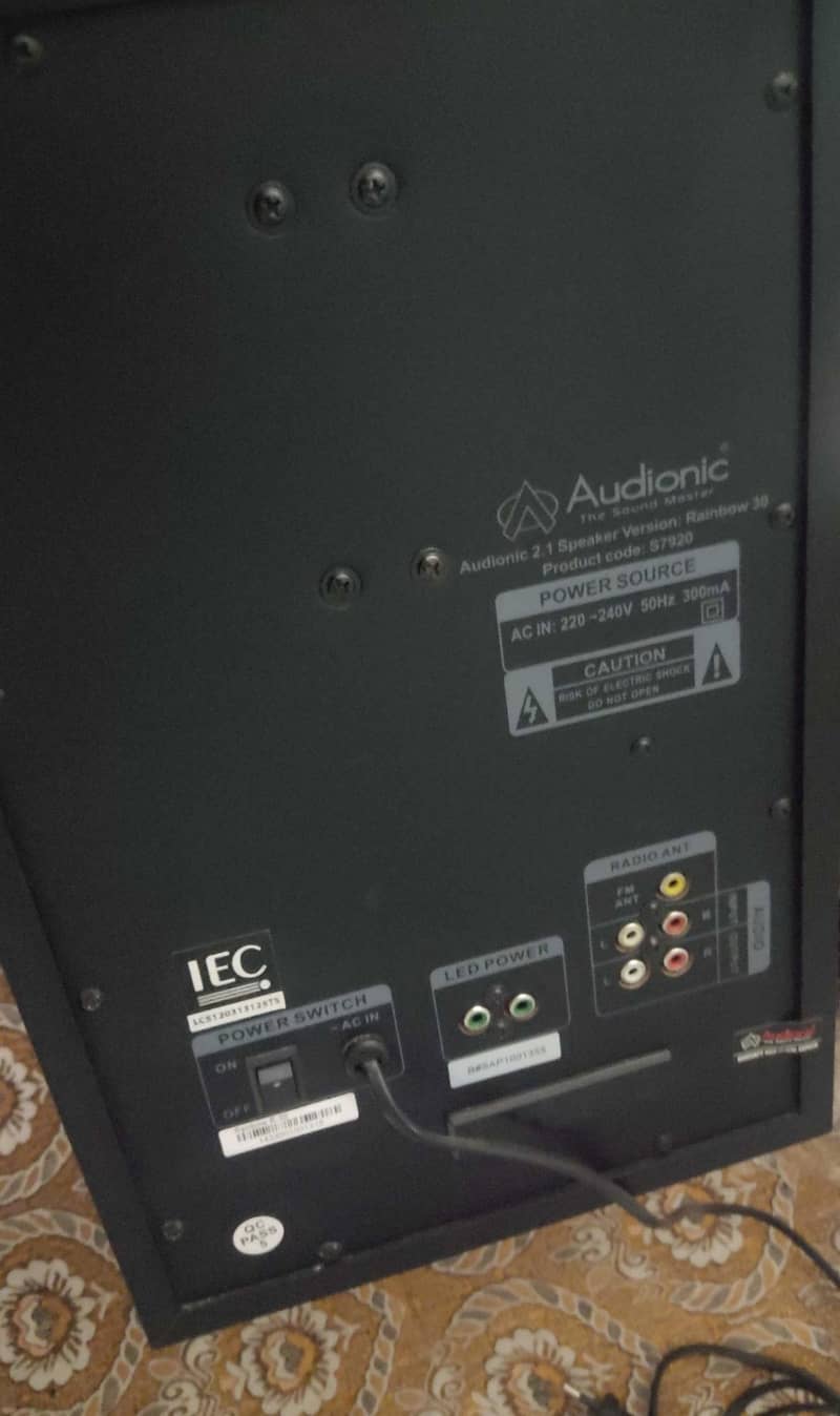 Audionic Rainbow R30 3